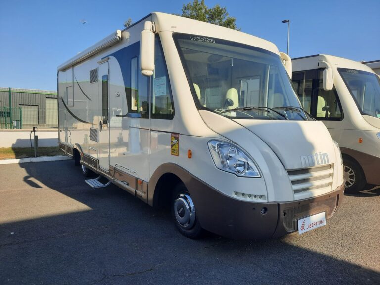 Le camping-car Passe partout: Camping-car : Renault Goélette et Voltigeur